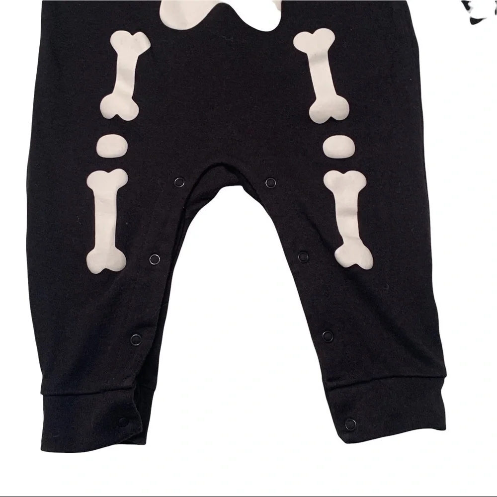 Halloween Skeleton onesie size 12 month